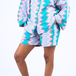 NWT YEVU "Webbed" Print Comfy Short L